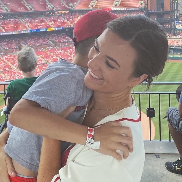 Meet your Posher, Hi - Picture 1 of 1